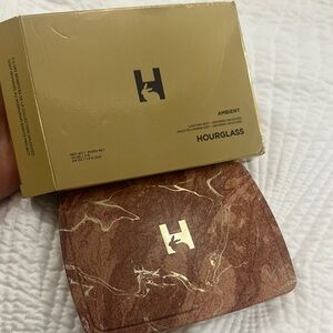 Hourglass Ambient Lighting Palette